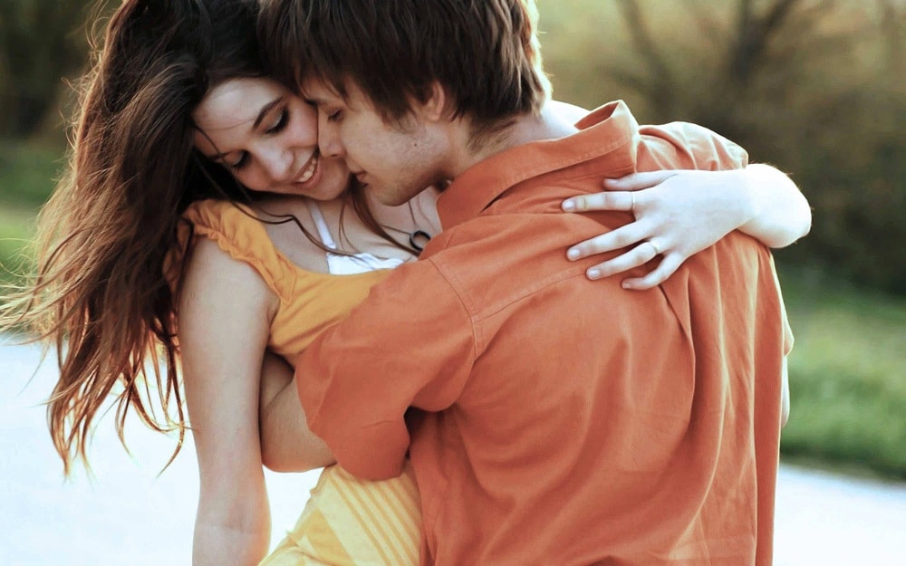 bf gf love status in hindi