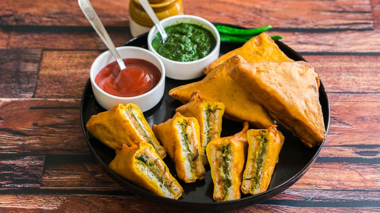 aloo bread pakora recipe in hindi