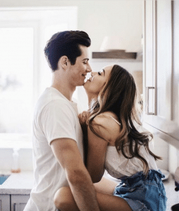 aesthetic-cuddle-couple-Favim.com-6158349
